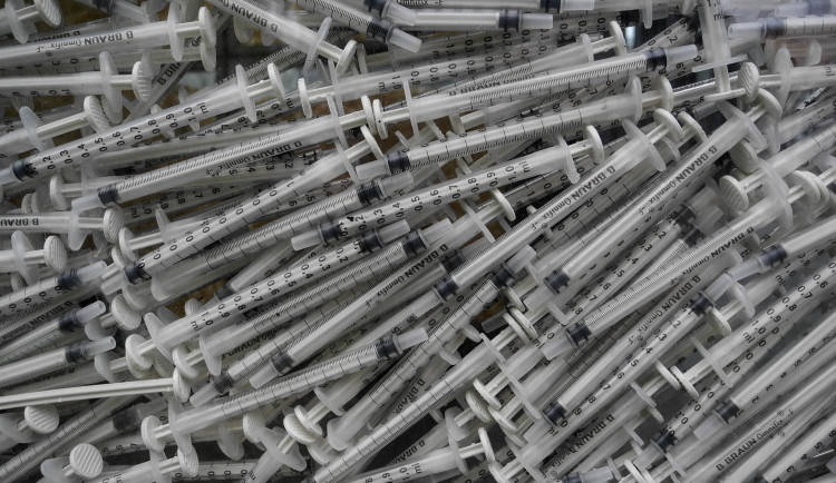 V Olomouci roste počet oznámení o nalezených injekčních stříkačkách