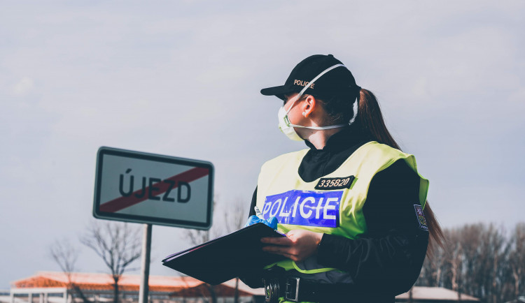 C0C85E35-985C-4606-BA30-237A5B8351E3