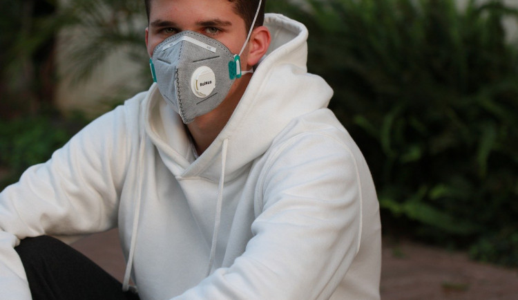 Správa vyhradila karanténní koleje pro zahraniční vysokoškoláky. Nakazilo se jich 28