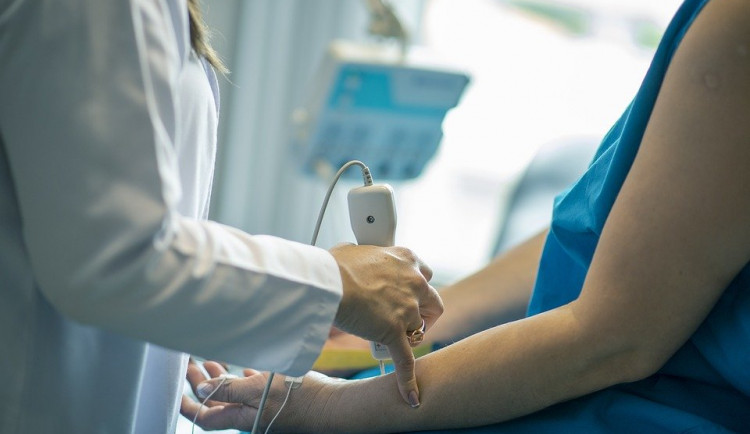 Nemocnice v Prostějově, Přerově a Šternberku obnovují ambulance