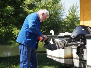 FOTO: Marie Terezie ve čtvrtek úspěšně dosedla na hladinu. Plavby Olomouc zahajují sezónu