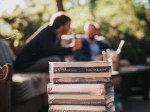 FOTO: Olomoucký cestovatel pokořil Korunu Evropy. Na letňáku pokřtil ve středu knihu