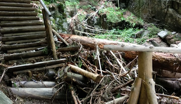 Stezky Rešovských vodopádů jsou na čas uzavřené kvůli opravám po povodni