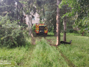 Při nehodě hasičské cisterny a osobního auta v Olomouci na Foerstrově ulici se zranili tři lidé