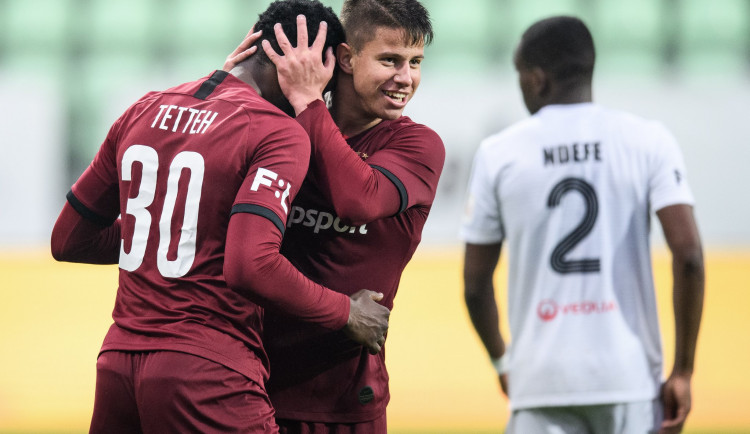 Z přestřelky na Letné vyšla vítězně Sparta. Baník porazila 3:2 a drží si tak třetí místo