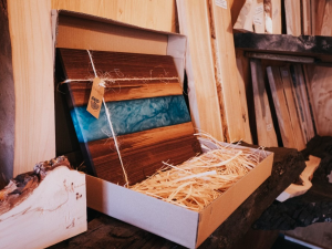 FOTO: Zažijte pravou vůni dřeva! EpoWoodShop nabízí nejen kvalitní výrobky, ale hlavně jedinečné prostředí