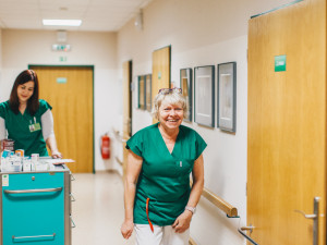 V domě domácí péče ADP-SANCO se s koronavirovou krizí popasovali po svém. Zdravotní materiál si nakoupili sami, pomohli také lidé z okolí