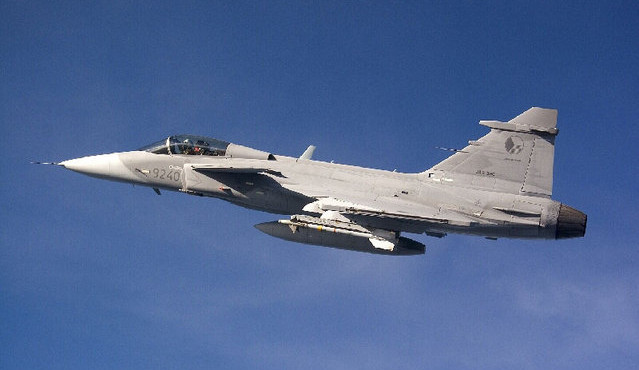 Na pardubické letiště se přesunou gripeny z Čáslavi