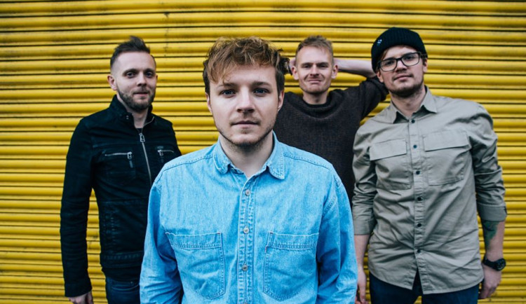 Stredeční Zaparkuj Fest ve Smetanových sadech nabídne koncerty i letní kino