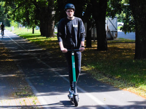 První v republice! V Olomouci se spustil provoz elektrických koloběžek Bolt