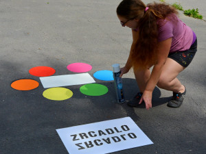 Staré hřiště na ulici Na Vozovce dostalo nové neobvyklé herní prvky