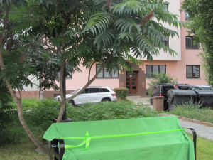 Olomoucké AGE Centrum instalovalo na Šibeníku vyvýšenou lavičku