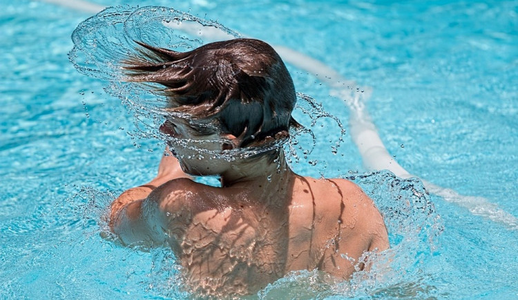 Vlna tropických veder zasáhne i východní Čechy, maxima mohou přesáhnout 33 stupňů