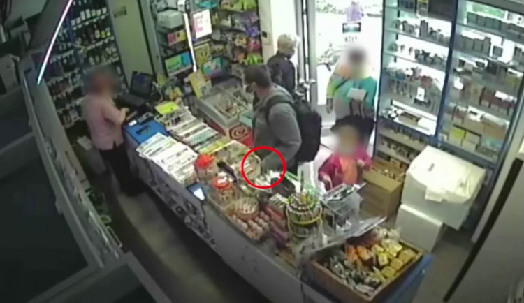 snímek z videozáznamu