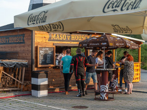 Vinaři, pivovary, guláše a kolotoče. Ve FunParku Galerie Šantovka se chystá rekordní pouť