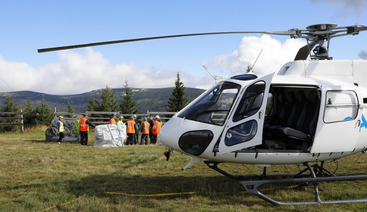 Propadlá zem nad bývalým uranovým dolem na Medvědíně se zabezpečí