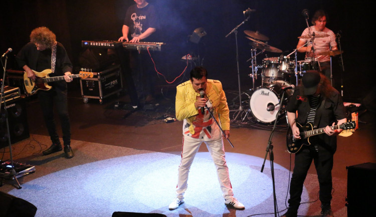 Na hodech v Tršicích o víkendu vystoupí Miloš Knor nebo Queen revival