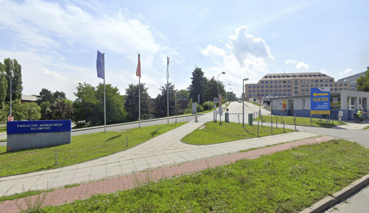 FN Olomouc, zákaz návštěv,  covid-19, koronavirus