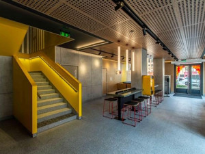 FOTO: Nový McDonald's v Olomouci. Podívejte se, jak vypadá restaurace s unikátním designem