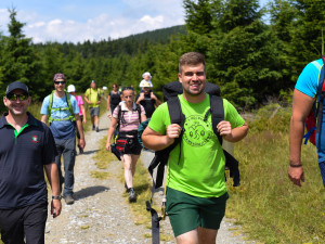 Vydejte se s Pivovarem Holba na pochod za barvami Rychlebských hor