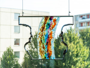 Umění vkusně doplňuje moderní architekturu nové budovy hemato-onkologické kliniky.