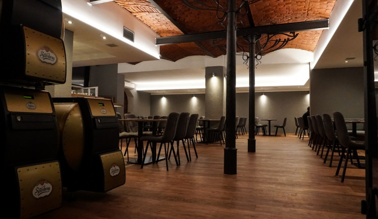 Ze známé olomoucké herny stylový podnik. Restaurace Stodola předvádí, jak má vypadat moderní česká kuchyně