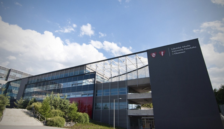 V Olomouci je připraveno pomoci ve zdravotnictví až 700 studentů