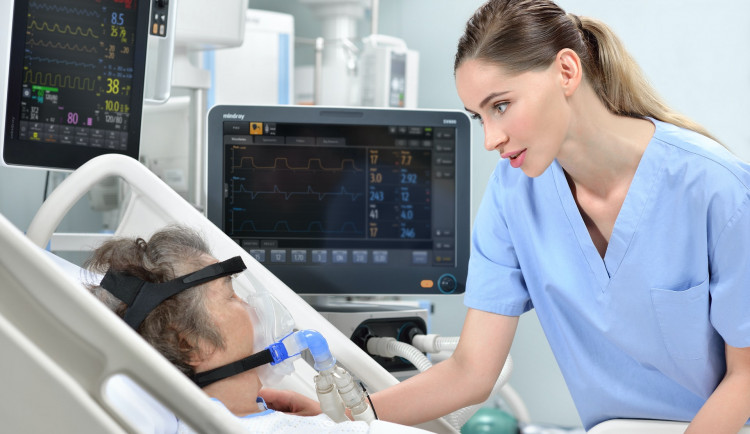 Nemocnice Šumperk kvůli pandemii žádá o pomoc praktické lékaře