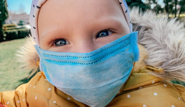 Na test musí i ty nejmenší děti, které měly rizikový kontakt nebo příznaky