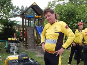 Náhlé úmrtí kolegy zasáhlo hasiče z Ludéřova. Na pomoc jeho rodině vyhlásili sbírku