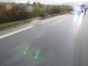 Na místě zasahovali také hasiči.