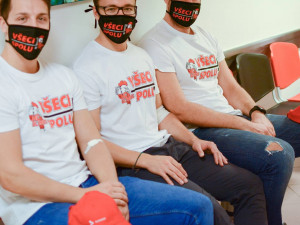 Olomoučtí hokejisté kápli božskou červenou. Své fanoušky vyzývají k darování krve