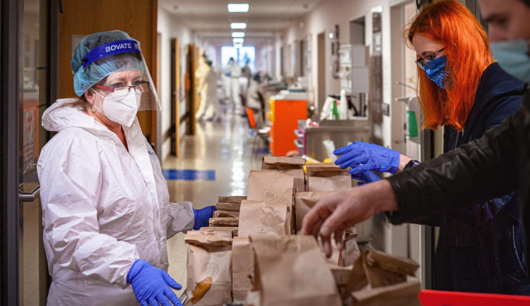 Covidové oddělení FNOL