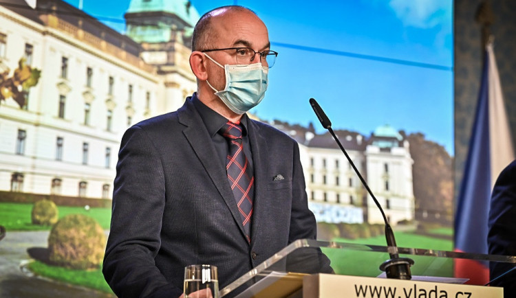 size4-16052784198099-241-blatneho-pes-predstaven-jak-vypada-novy-protiepidemicky-system