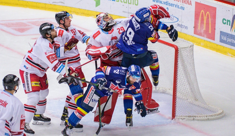 size4-16066781064664-2-fotogalerie-madeta-motor-cb-hc-olomouc