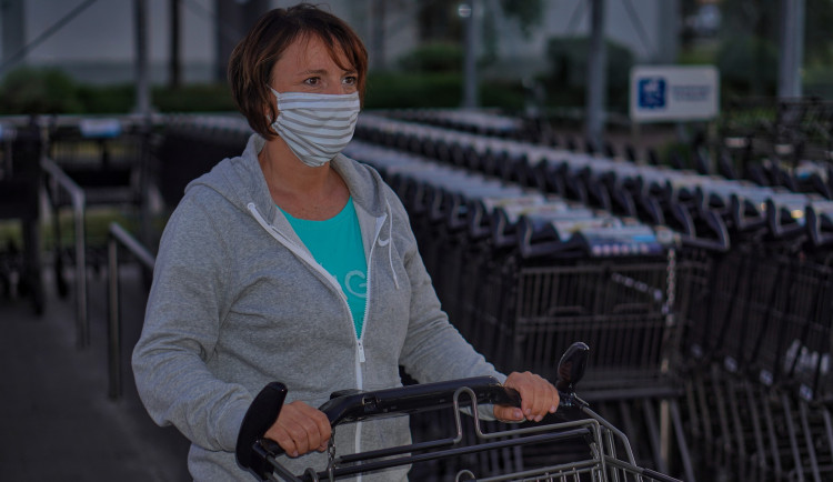 Skóre PES vzrostlo na 73, v Olomouckém kraji přibylo 323 nákaz