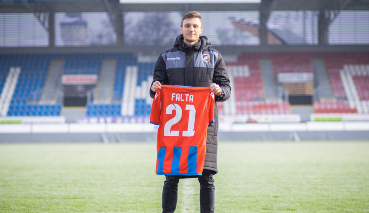 Fotbalisty Plzně posílil krajní záložník Falta z Olomouce