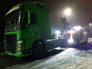 Policisté na Šumpersku zajistili tahač zahraničního dopravce