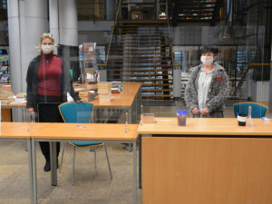 Vědecká knihovna v Olomouci čtenářům nabídne doručení knih přes Zásilkovnu