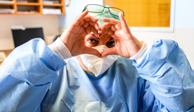 zdravotníci_Fakultní_nemocnice_Olomouc_(1)