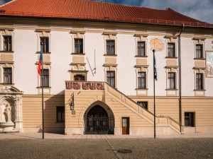 Kvůli covidu mezi úředníky Olomouc uzavřela budovu historické radnice