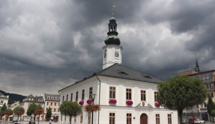 size3-15669844557058-124-size4-15632637502263-124-img-7391-15629144650phppukxcy