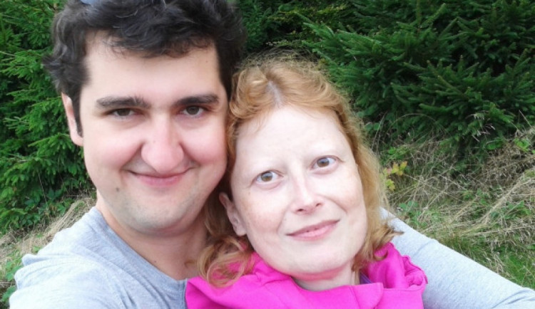 size3-16184718509545-241-lenka-ma-vazne-nemocne-plice-shani-penize-na-pristroje-ktere-ji-pomohou-prezit