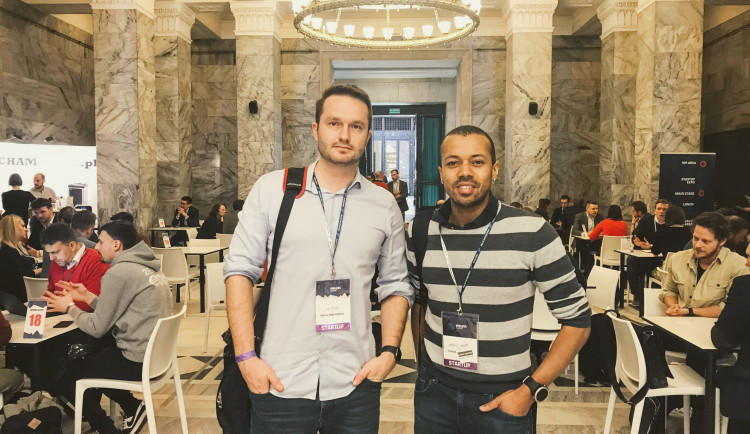 size3-16191840664424-2-cesky-start-up-ktery-vyhledavaji-velke-ryby-gauss-algorithmic-ziskal-zakazku-i-od-svycarske-banky