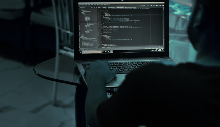 Olomouc po útoku hackerů obnovila datovou síť i webové stránky