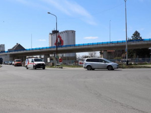 V Přerově se otevřela nová estakáda. Dopravě ve městě uleví jen částečně