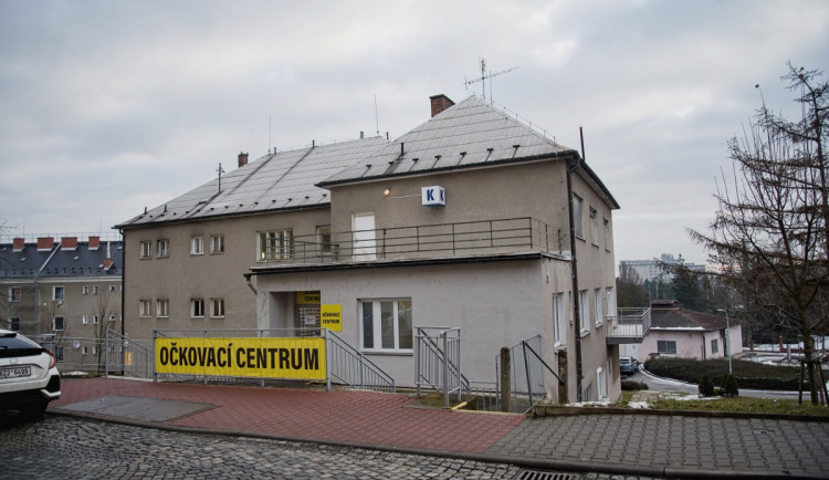 Fakultní nemocnice Olomouc otevře druhé očkovací centrum. Aplikovat bude první dávky vakcíny