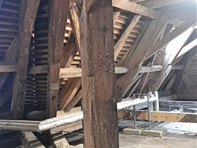 Odborníci dokončili rozsáhlou opravu střechy a krovů Vlastivědného muzea