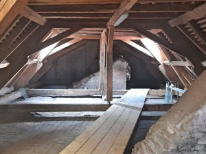 Odborníci dokončili rozsáhlou opravu střechy a krovů Vlastivědného muzea