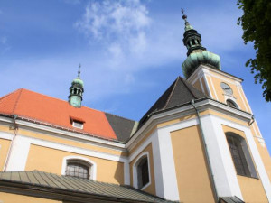 Přerov znovu podpořil rozsáhlou opravu střechu kostela sv. Vavřince